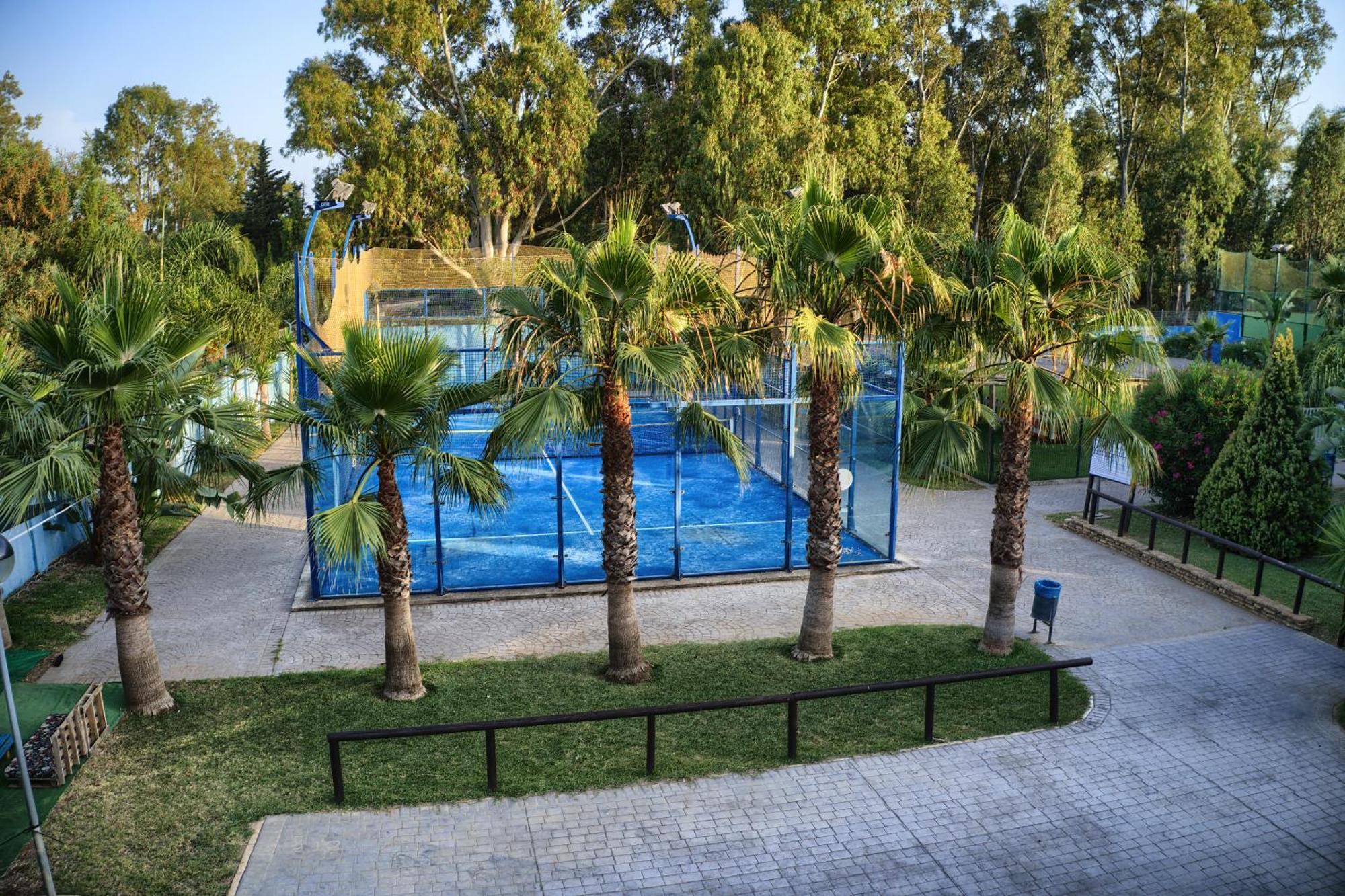 Hostal Del Faro Conil de la Frontera Kültér fotó