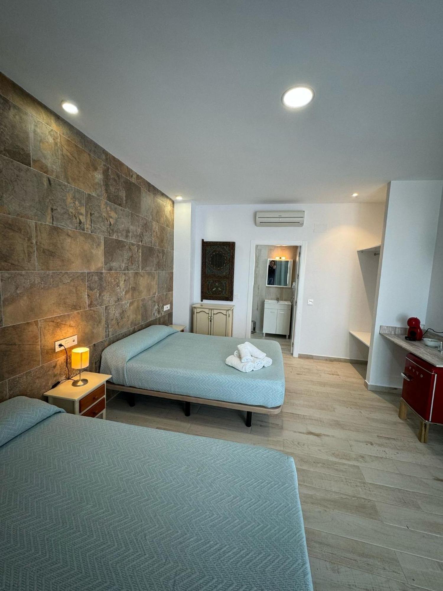 Hostal Del Faro Conil de la Frontera Kültér fotó